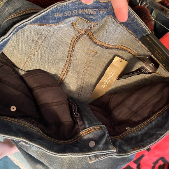 New Chicos Jean Capris - Picture 8 of 8